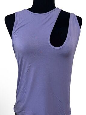 Lululemon Shoulder Cut-Out Yoga tank